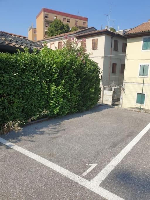 Piazza Garibaldi Eleganti Suite Con Sauna Udine Exterior foto