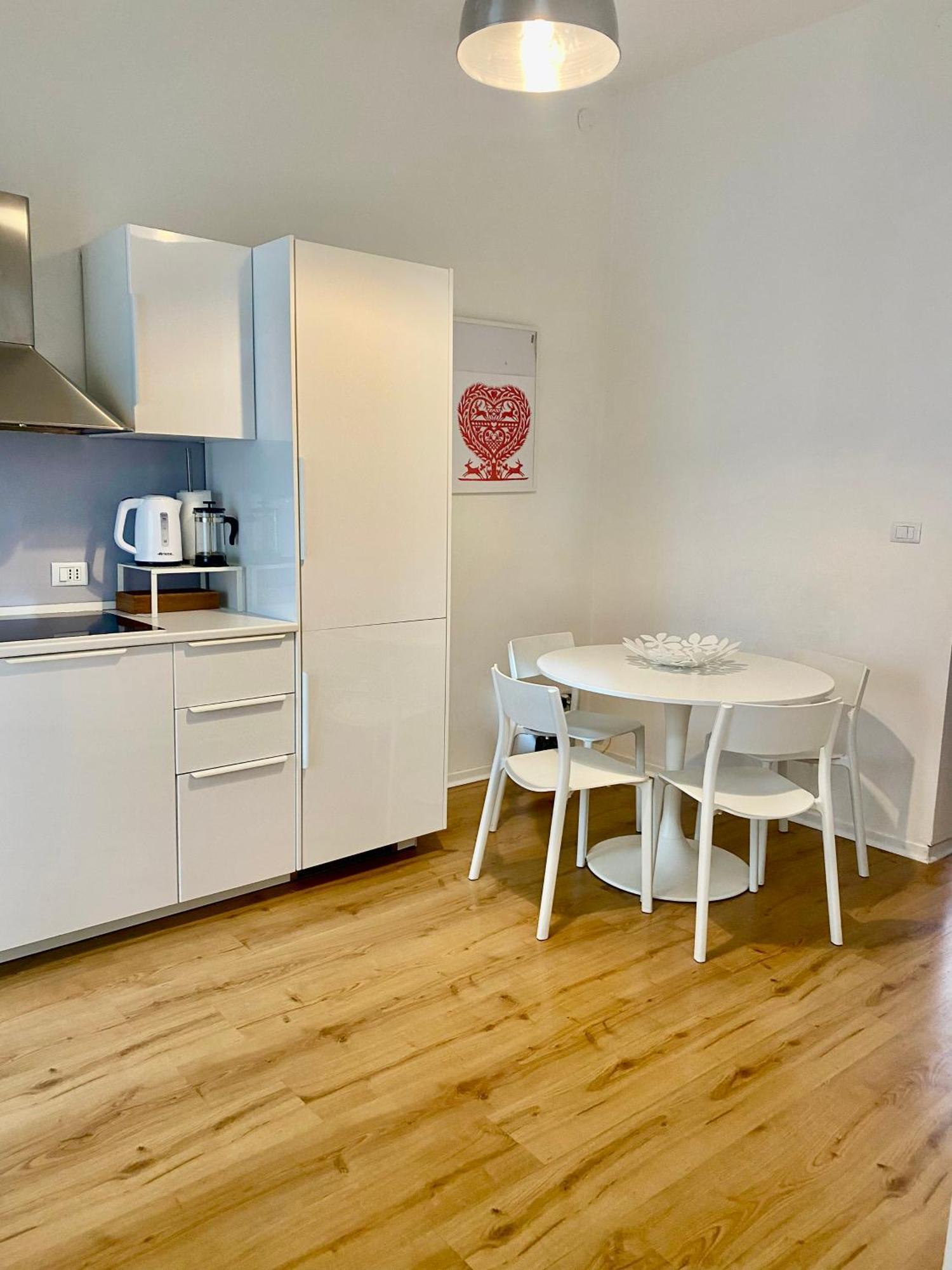 Piazza Garibaldi Eleganti Suite Con Sauna Udine Exterior foto